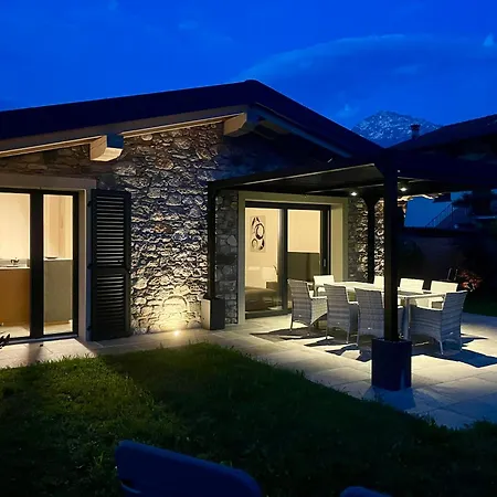 Villa Larius - Yourlakecomohome *